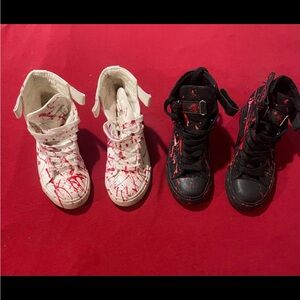 Vibrant Red Sneakers with Breathable Mesh and Cushioned Sole